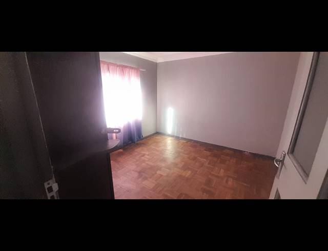 3 BEDROOM HOUSE FOR SALE IN MOUNTAIN VIEW